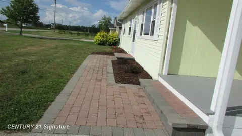 7417 Mackinaw Road, Bay City MI 48706 photo 3