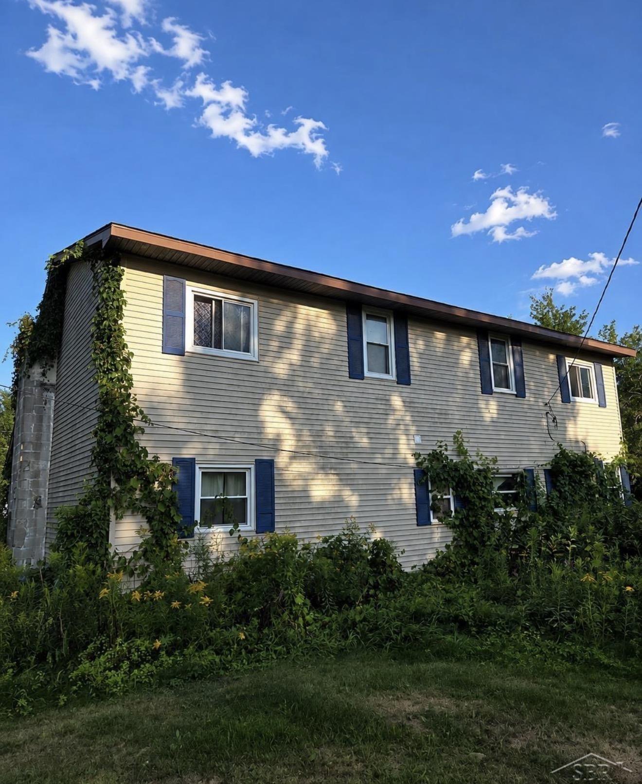 2561 E Manor Road, Au Gres MI 48703 photo 1