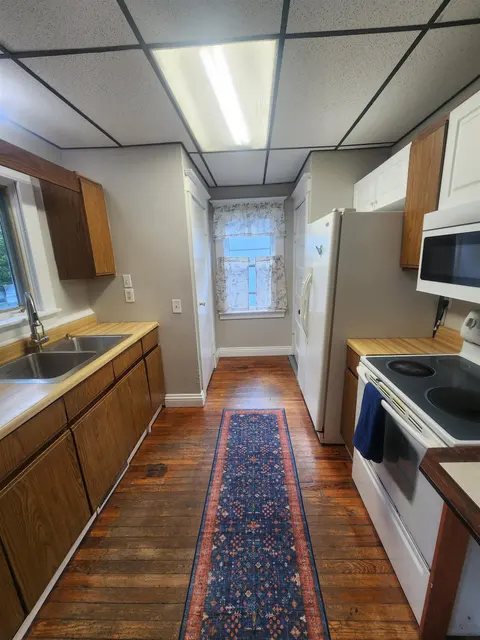 227 S Main Street, Vassar MI 48768 photo 4