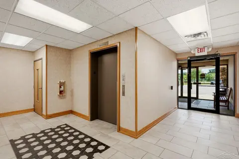 4705 Towne Centre Suite 304 Road, Saginaw MI 48604 photo 3