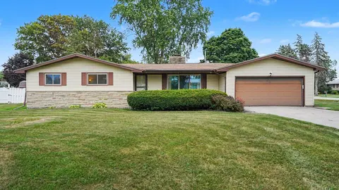 5447 Goetz Court, Bay City MI 48706 home for sale
