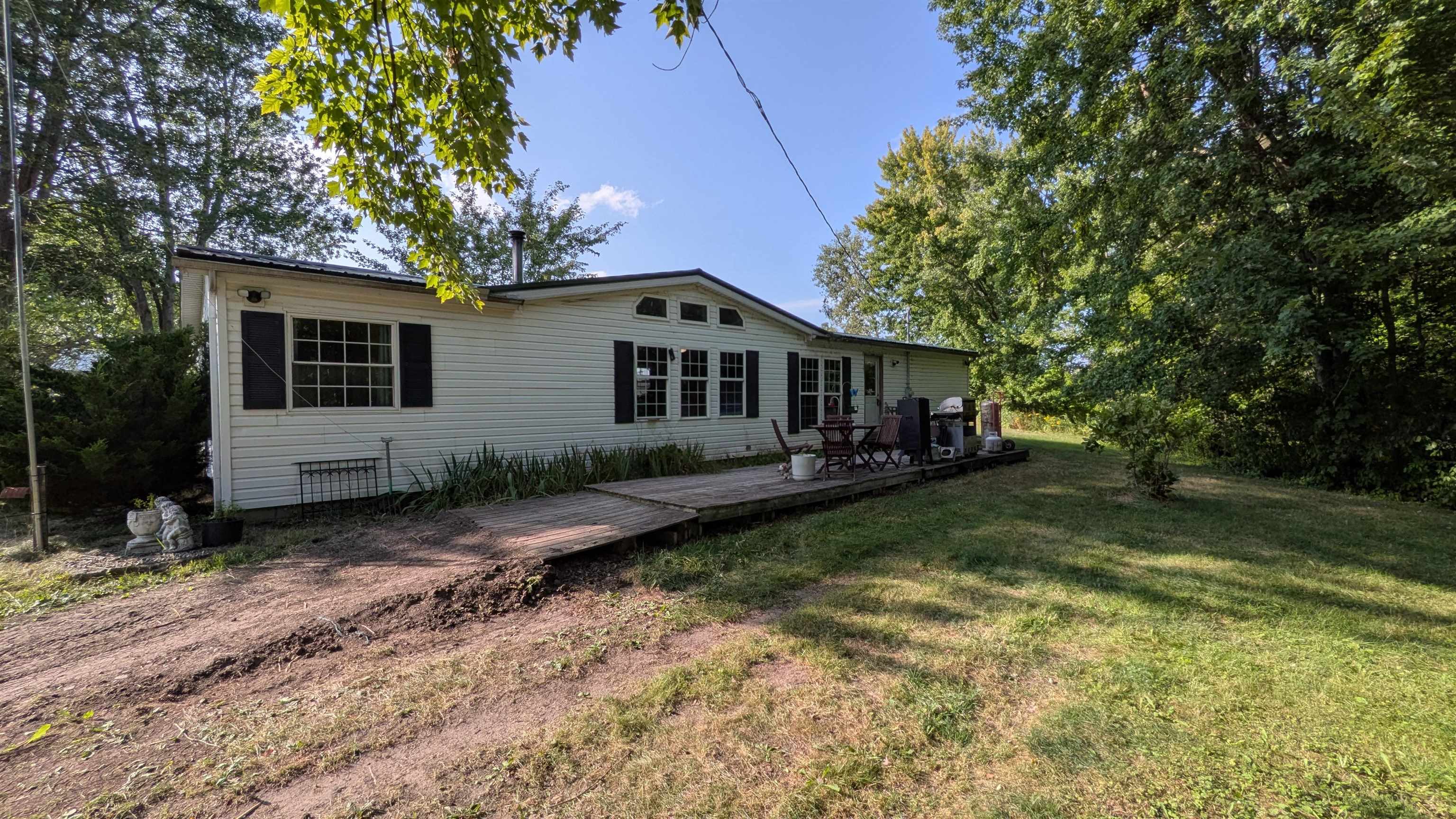 9885 E Pere Marquette Road, Clare MI 48617 photo 1