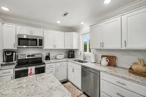 345 S Walnut Street, Bay City MI 48706 photo 5