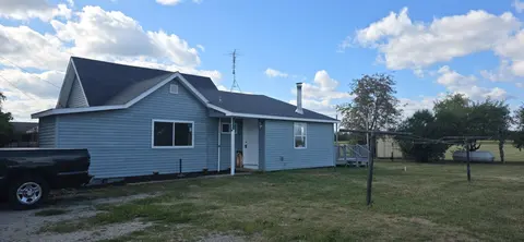 5576 W Kent Road, Saint Louis MI 48880 home for sale