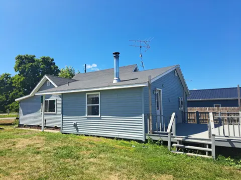 5576 W Kent Road, Saint Louis MI 48880 photo 3