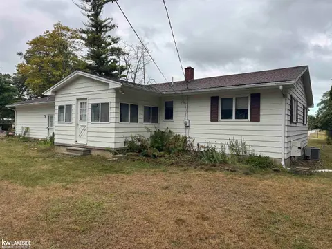 4864 N Caseville Road, Caseville MI 48725 photo 5