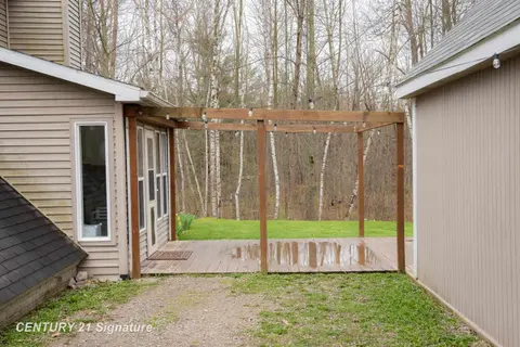 1180 Winding Wood Drive, Farwell MI 48622 photo 4