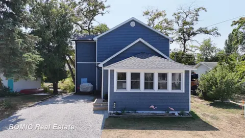 6751 West Street, Caseville MI 48725 home for sale