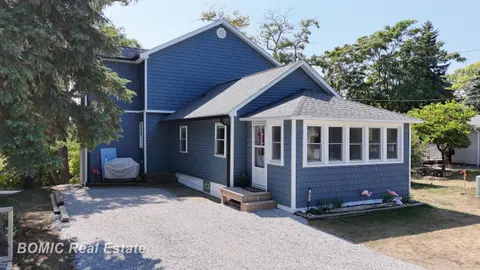 6751 West Street, Caseville MI 48725 photo 3