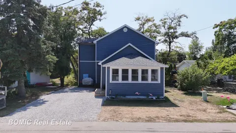 6751 West Street, Caseville MI 48725 photo 5