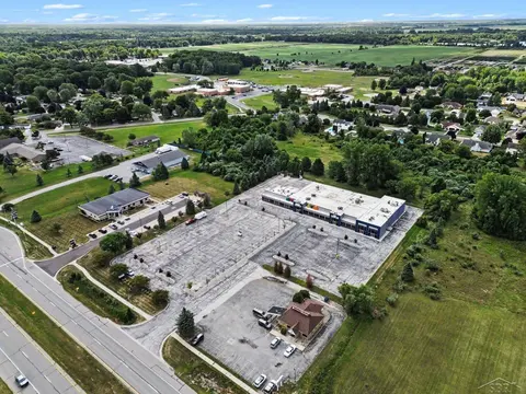 8849 Gratiot Road, Saginaw MI 48609 photo 4