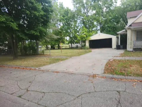 1314 Union Avenue, Saginaw MI 48602 photo 2