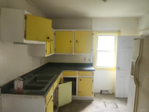 1314 Union Avenue, Saginaw MI 48602 photo 3