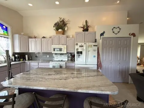 5099 Day Road, Carsonville MI 48419-9790 photo 3
