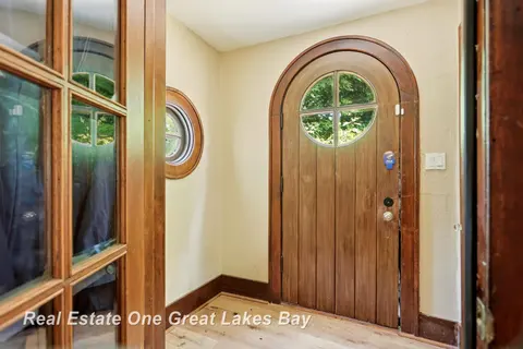 1841 Gratiot Avenue, Saginaw MI 48602 photo 3