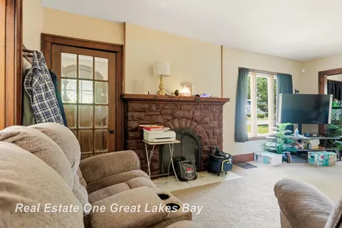 1841 Gratiot Avenue, Saginaw MI 48602 photo 4