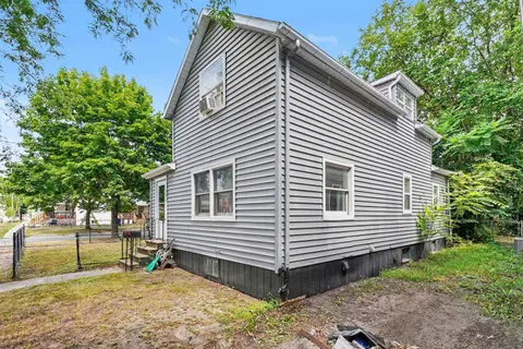 301 S Catherine Street, Bay City MI 48706 photo 2