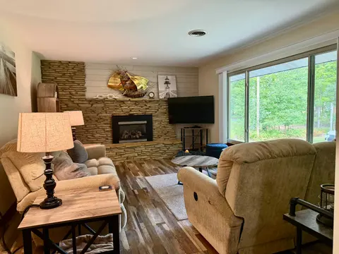3952 E Kens Lane, Midland MI 48642 photo 5