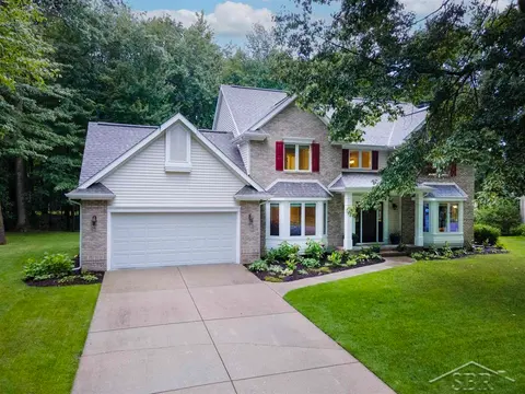 5407 Stone Ridge Drive, Midland MI 48640 home for sale