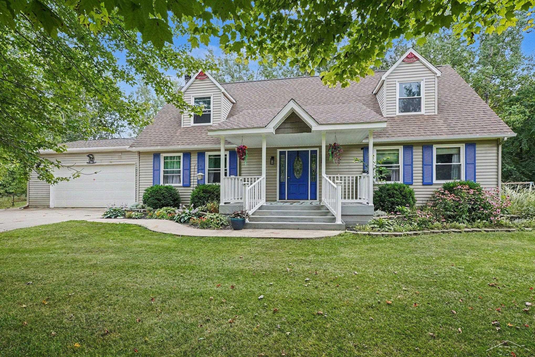 1632 E Miller Road, Midland MI 48640 photo 1