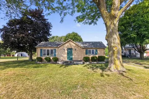 727 N Beck Street, Sebewaing MI 48759 photo 4