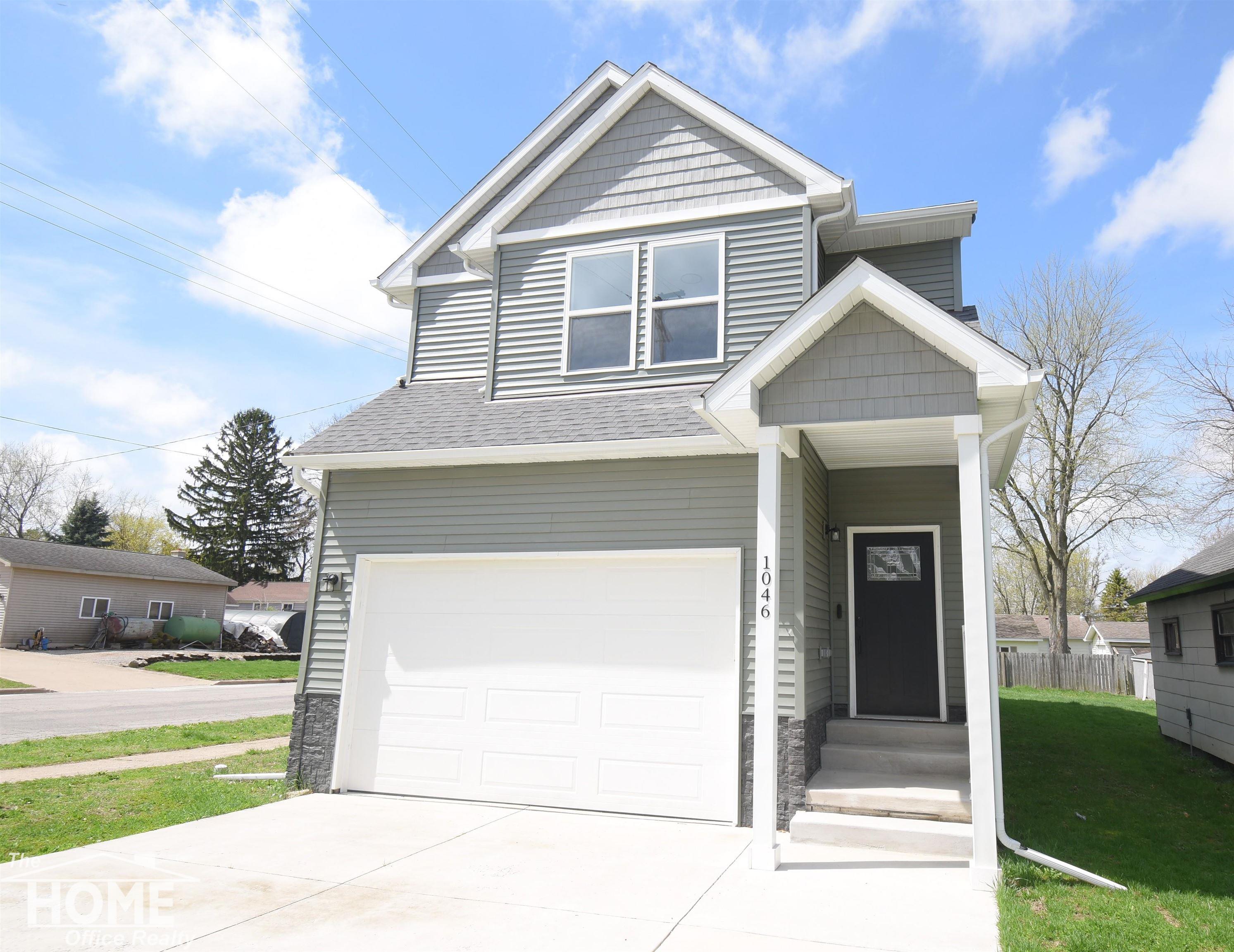 1046 S Pearce Street, Owosso MI 48867 photo 1