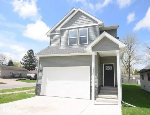 1046 S Pearce Street, Owosso MI 48867 home for sale