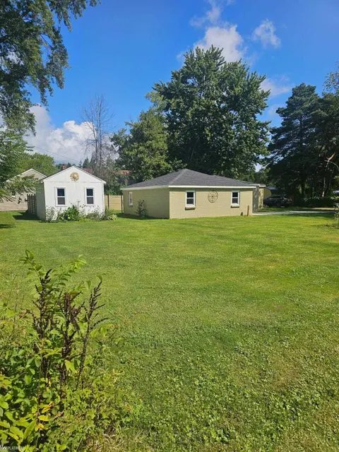 7354 Byron Drive, Worth Twp MI 48450 photo 3