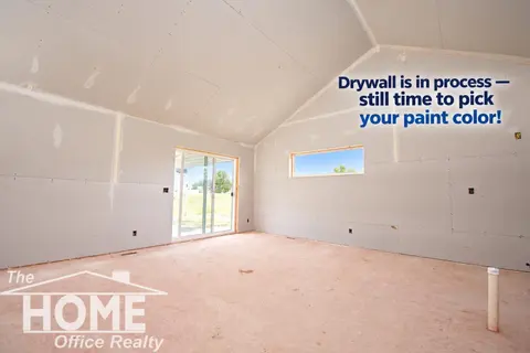 565 Elizabeth Drive, Owosso MI 48867 photo 3