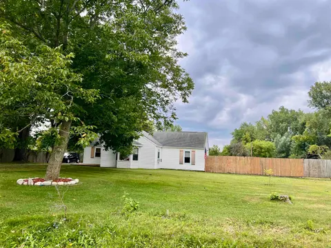 1946 E Parish Road, Kawkawlin MI 48631 photo 3
