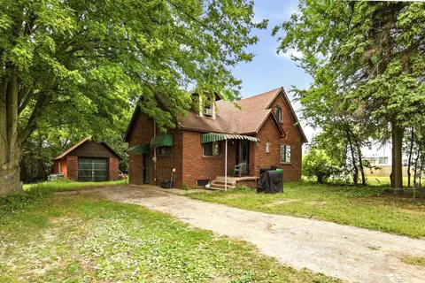 3734 Sheridan Road, Saginaw MI 48601 home for sale