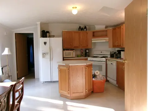 2761 Ashcroft Drive, Lake MI 48632 photo 3
