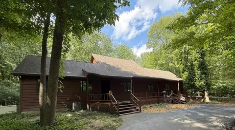 1825 N Miller Road, Saginaw MI 48609 home for sale