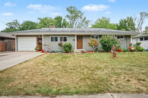 1044 E Washburn Place, Saginaw MI 48602-2954 home for sale