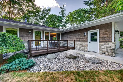 3347 Douglas Drive, Sanford MI 48657 photo 2