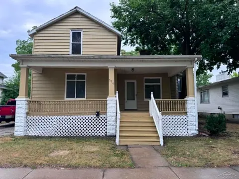 504 N Monroe Street, Bay City MI 48708 multi-family property for sale