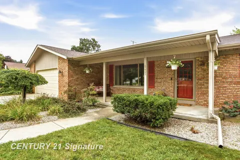 4331 Hilray Drive, Saginaw MI 48638 photo 2