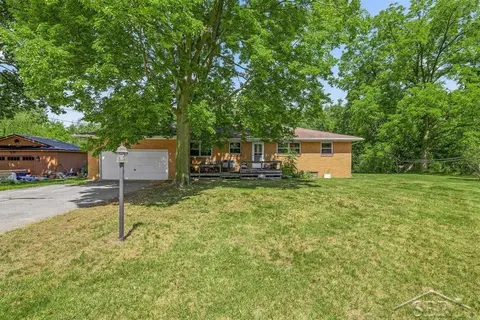 3314 N Genrich Drive, Sanford MI 48657 home for sale