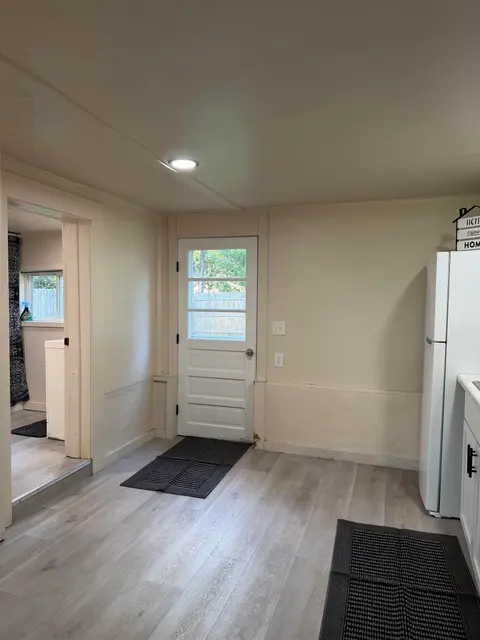 408 W Wheaton Avenue, Clare MI 48617 photo 3
