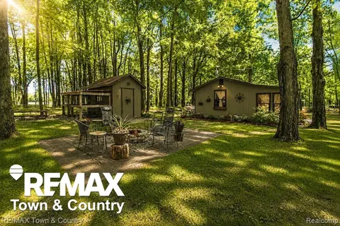 1293 Bellinger Road, Gladwin MI 48624 photo 2
