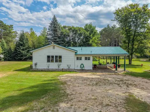 395 W M61 Highway, Gladwin MI 48624 photo 3