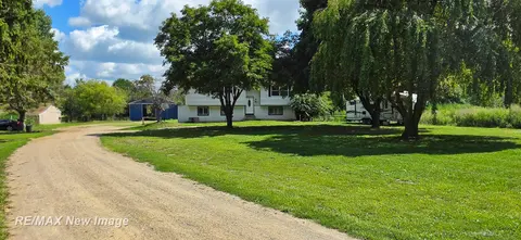 16807 Oakley Road, Chesaning MI 48616 photo 2