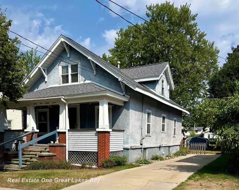 2127 3rd Street, Bay City MI 48708 home for sale