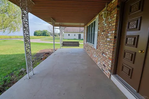 5188 S 7 Mile Road, Bay City MI 48706 photo 5