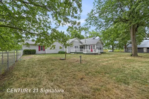 3175 S Meridian Road, Merrill MI 48637 photo 3