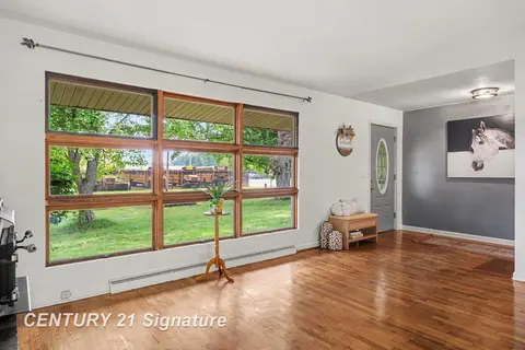 886 W Walnut Street, Saint Charles MI 48655 photo 4