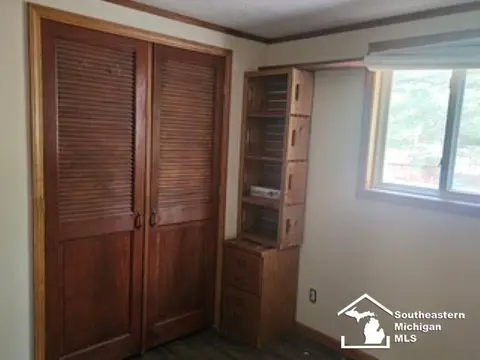 5374 Ferndale Drive, Harrison MI 48625 photo 4
