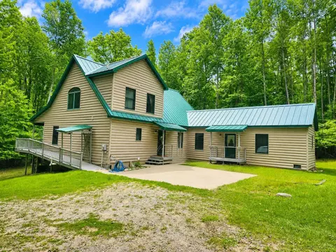4910 Apple Drive, Farwell MI 48622 photo 2