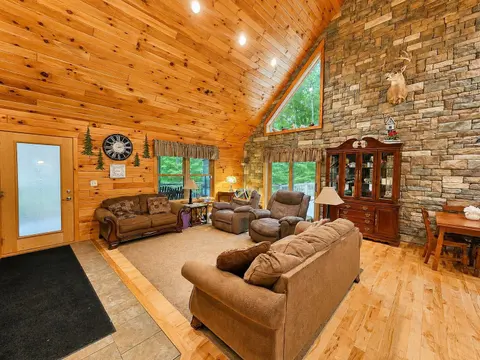 4910 Apple Drive, Farwell MI 48622 photo 5