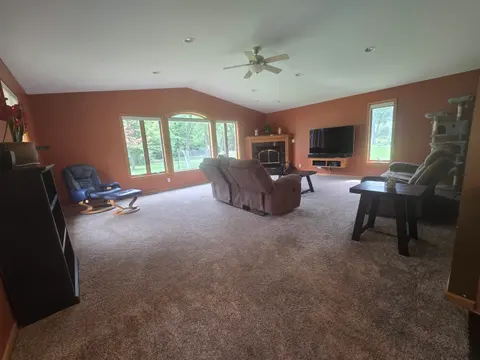 4181 Karla Court, Midland MI 48642 photo 5